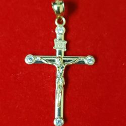 10kt Gold Cross Pendant