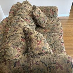 Vintage 2 Piece Flower Sofa