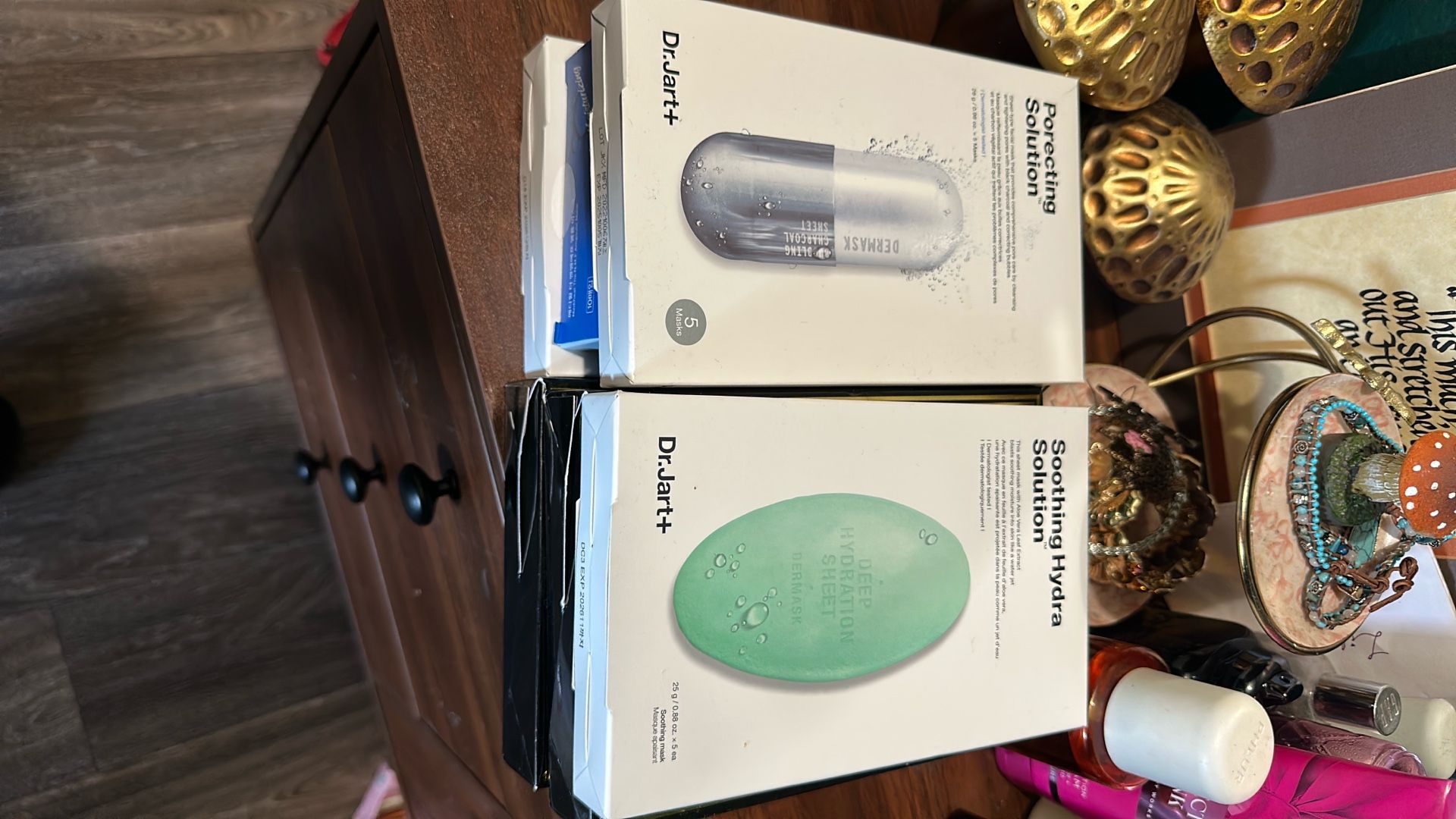 6 Unopened Boxes Of Face Mask .