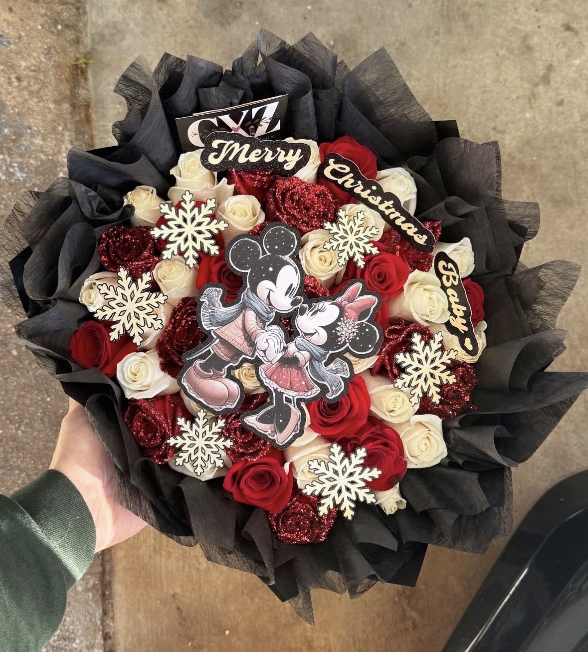 Minnie and mickey christmas bouquet