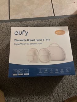 EUFY Wearable breast pump with 400 bags