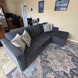 Spacious Living Spaces Sectional Sofa!