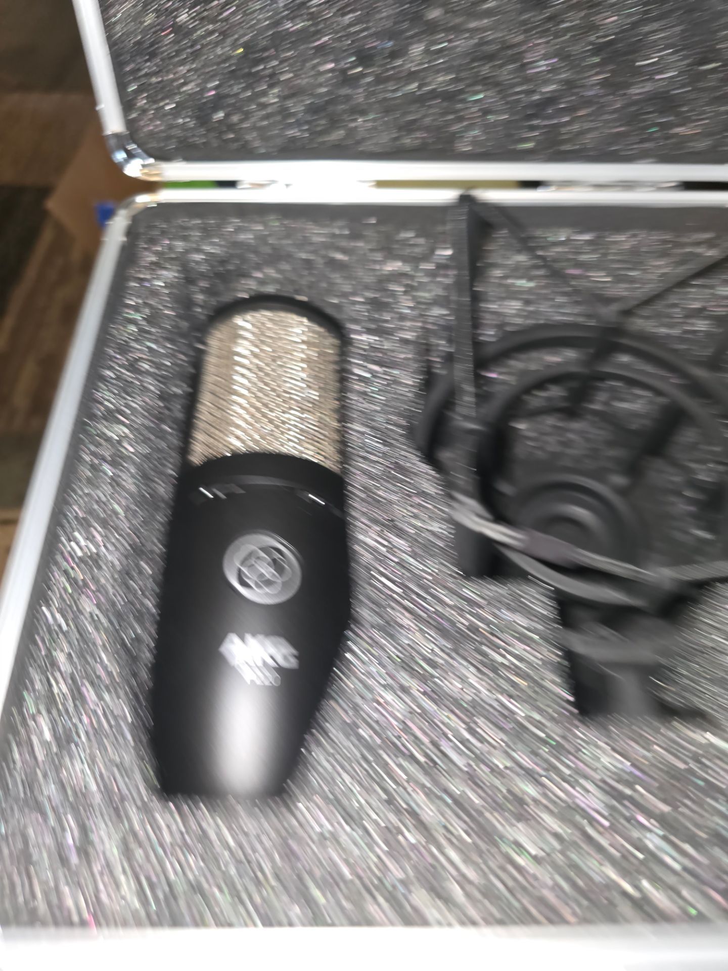 AKG P220 Perception High-Performance Condenser Microphone