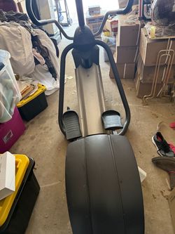 Elliptical exercise machine