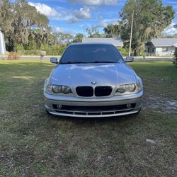 2000 BMW 323i