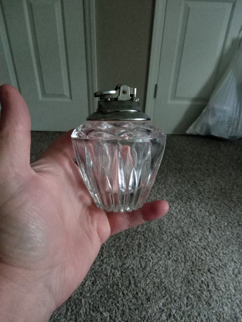 CRYSTAL LIGHTER.