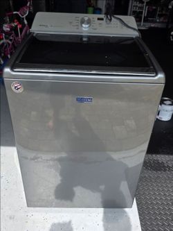 Maytag Bravos XL Top Load Washer