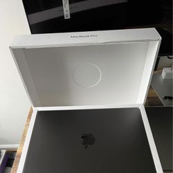14” MacBook Pro M3 Max