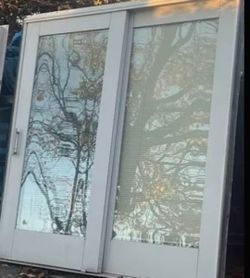 Hurricane Rated Impact Window – For Sale