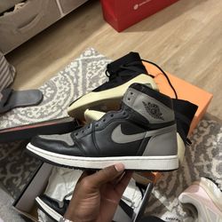 Air Jordan 1 Shadow Sz 10 8.5/10 Bin 120