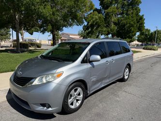 2011 Toyota Sienna