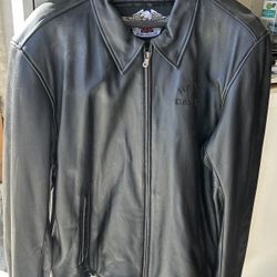 🔥 Harley-Davidson Genuine Leather Jacket – XL – Clean – $120 🔥