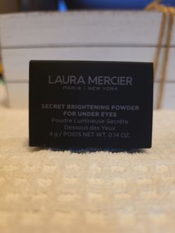 Laura Mercier Paris | New York Secret Brightening Ynder Eye Powder