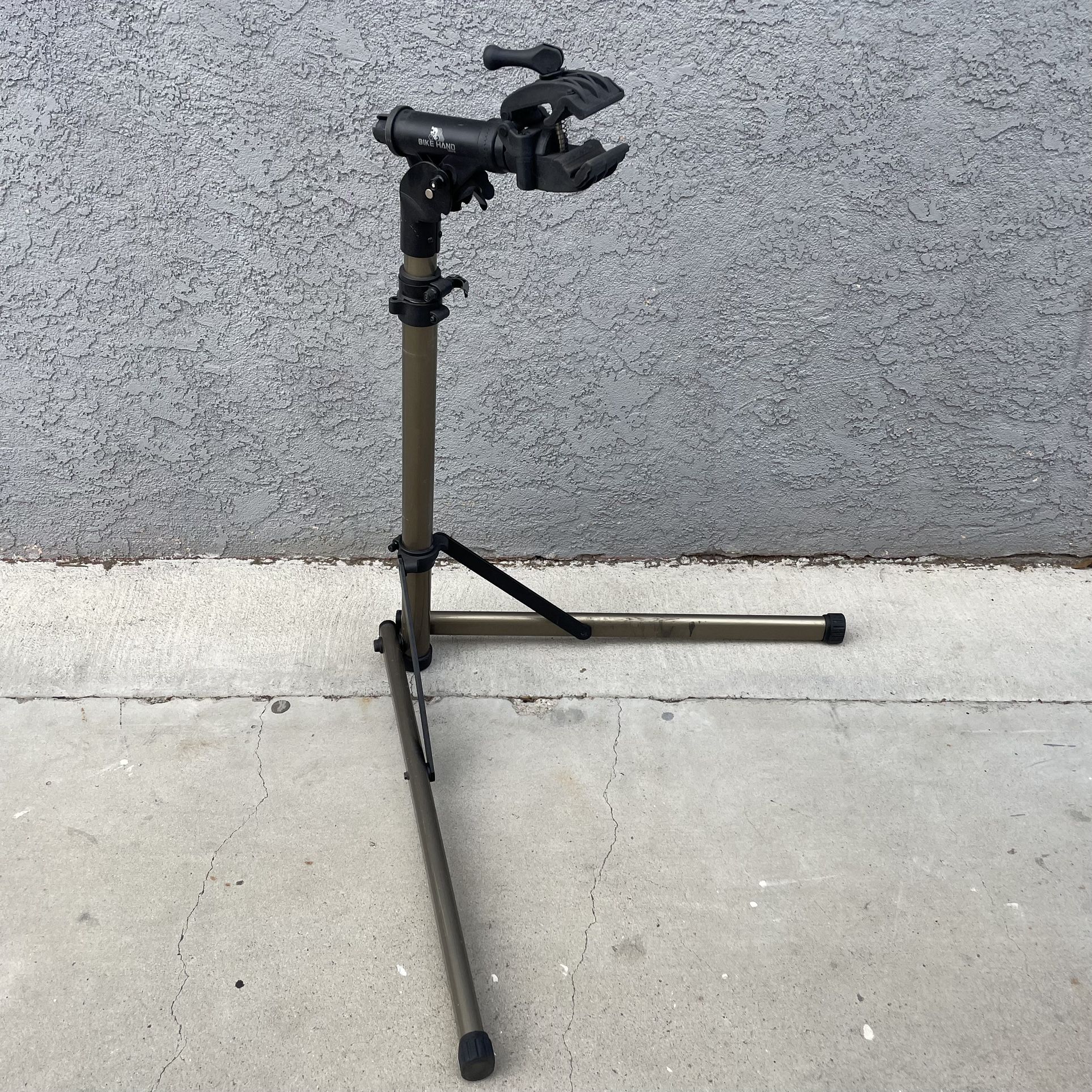 Bike Repair Stand