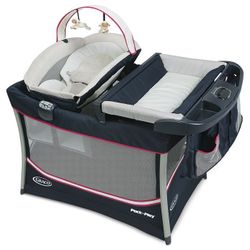 Graco Pack 'n Play Playard Everest w/Removable Bassinet & Changing Station, Ayla