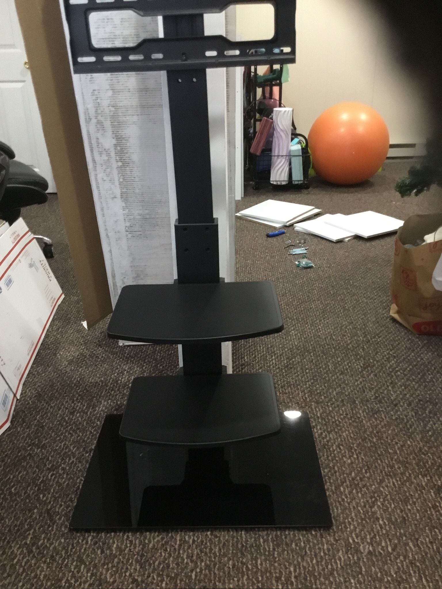 TV Stand With 2 Shelfs, Never Used.