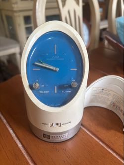 Vintage GE space clock