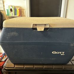 Vintage Gott 50 Quart Cooler