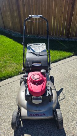Honda HRR2169VKA Self-Propelled Lawn Mower