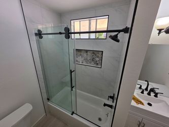 Costum Shower Doors