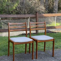 Mid Century Modern Danish Solid Teak Chair-pair 