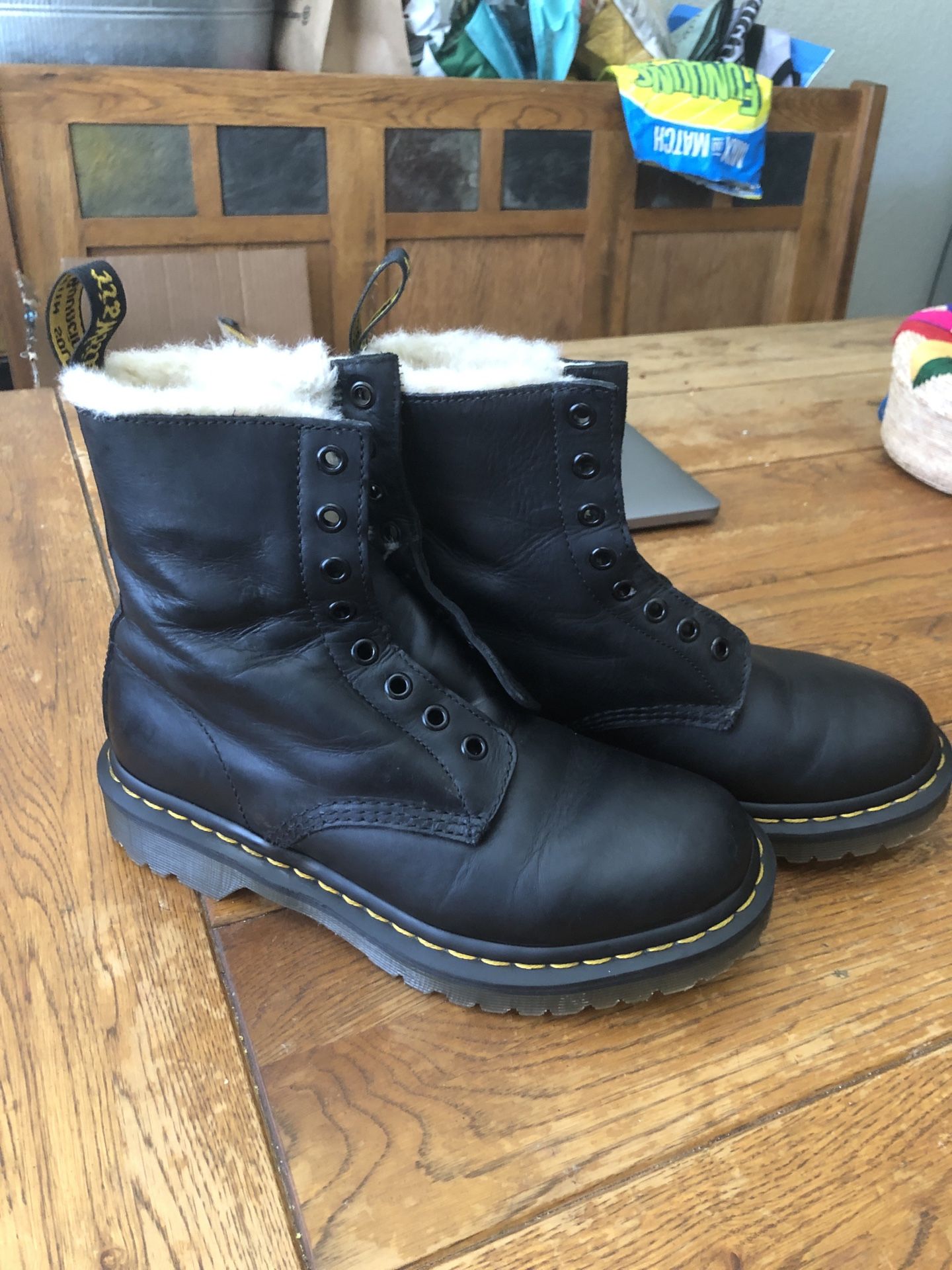 Dr Martens Serena