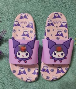 Sandal for big girl light purple with Kuromi character all over size 3
