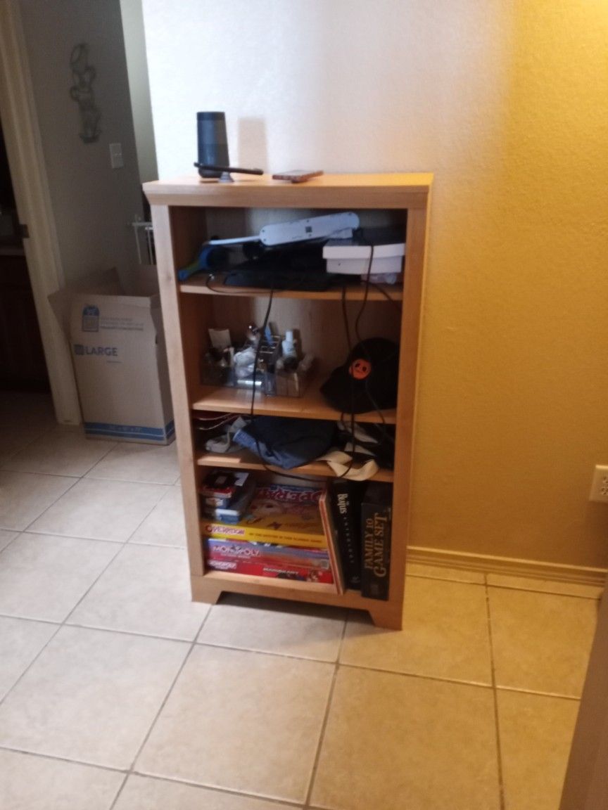 Bookshelf/organizer Shelf