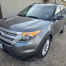 2012 Ford Explorer