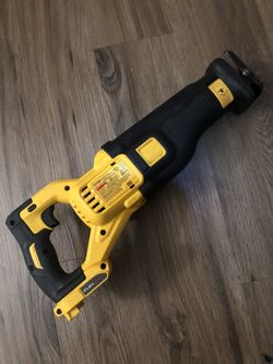 Dewal Reciprocating  Saw 60-volt