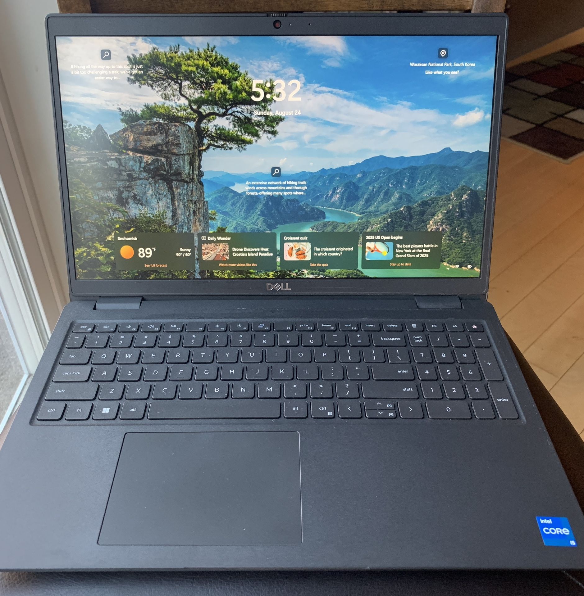 Dell Latitude 3520 Laptop