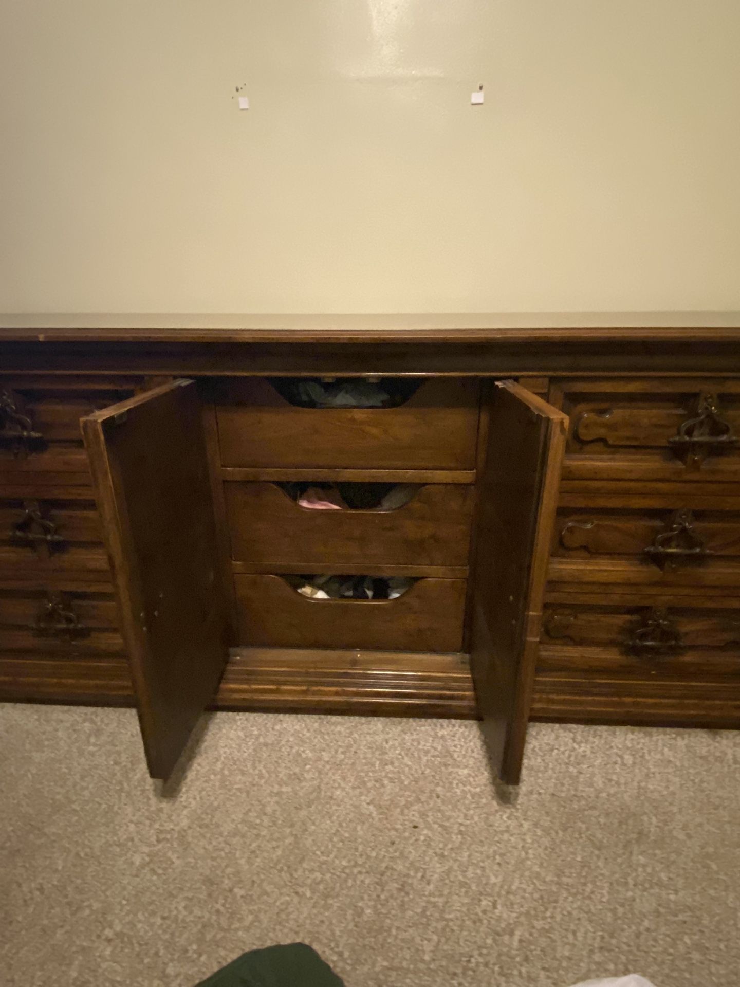 Dresser - Solid wood - Good Condition
