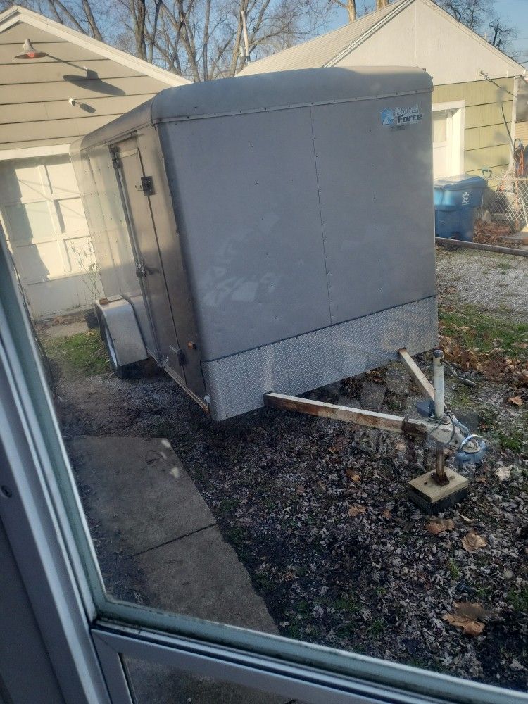 Enclosed Trailer
