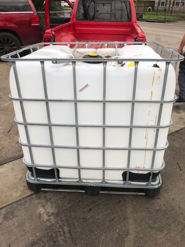 250 gallon tanks totes storage plastic tank containers 35 & 75 The