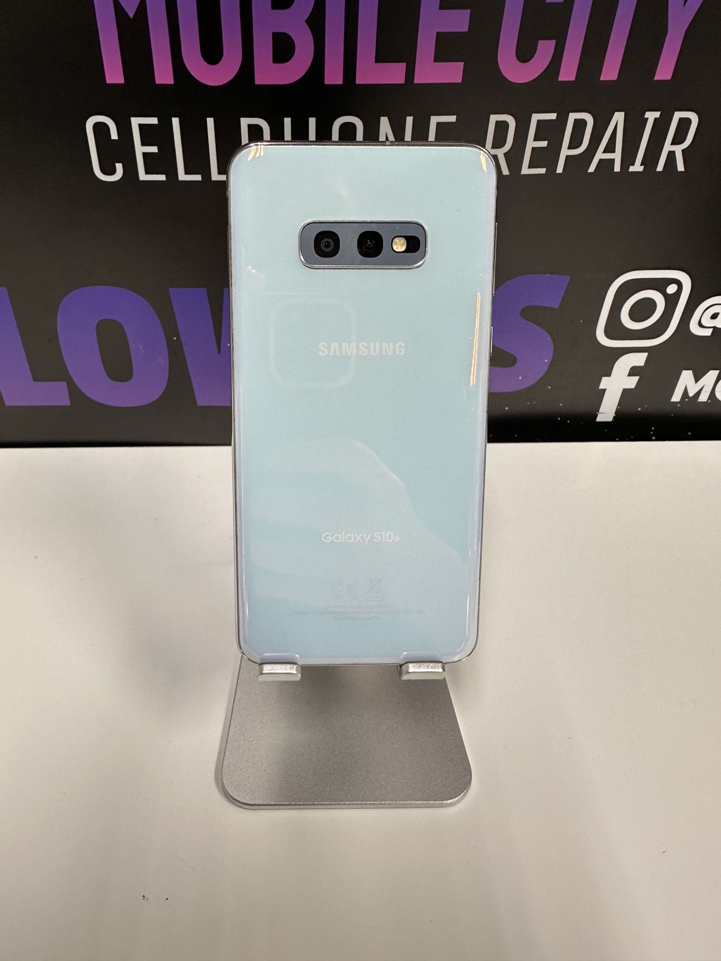 Samsung S10e