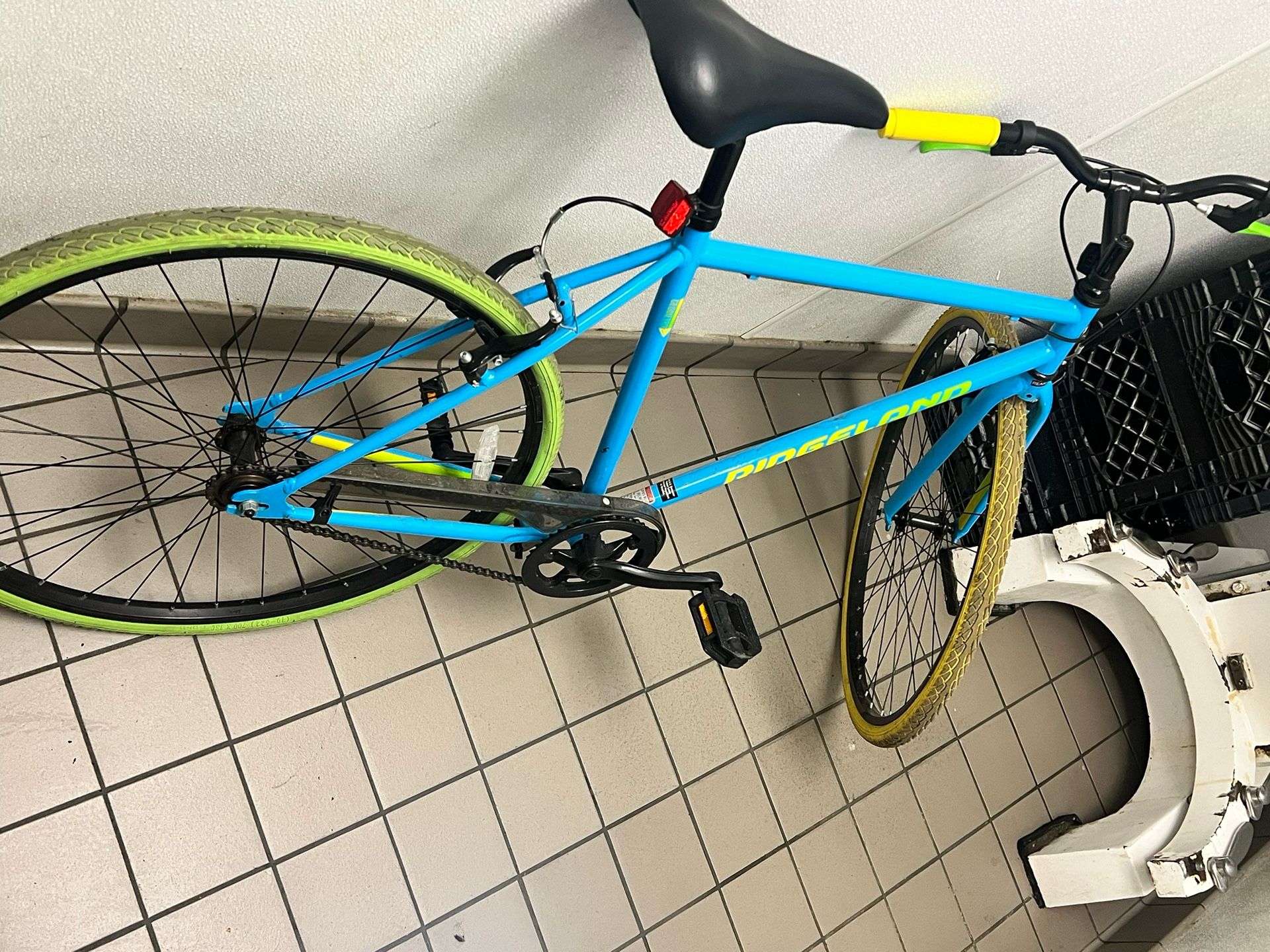 Ridgeland 29” Commuter Bike - Main Image