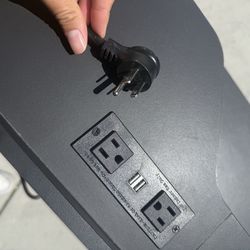 Modern 9-Drawer Dresser with Storage Bins – Great Condition