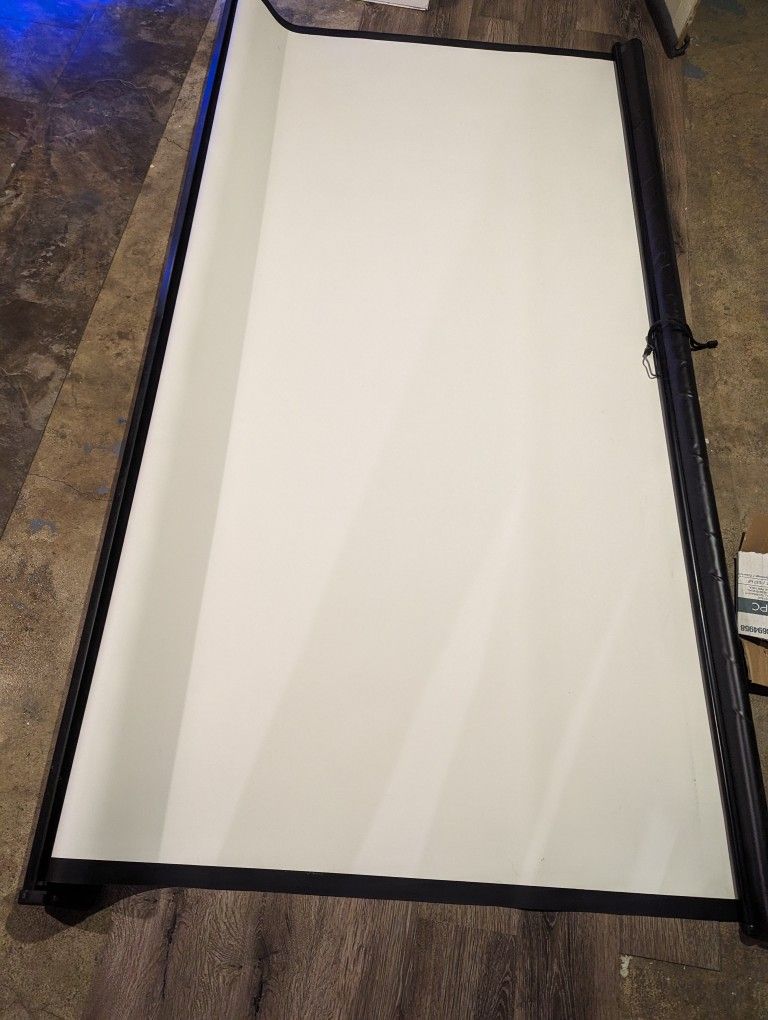 90in Long Projector Screen