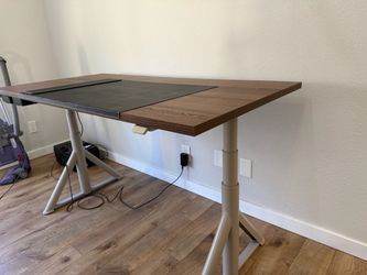 Like New IKEA IDÃ…SEN Desk sit/stand