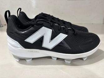 Softball cleats