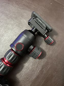 Sunpak TravelLite Pro Reverse Folding 63' Tripod Black with red Accents