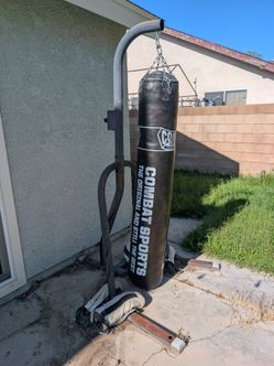 Boxing bag with stand