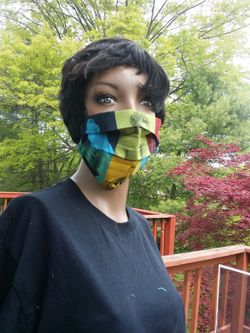 Marilyn Monroe Summer Colors face mask
