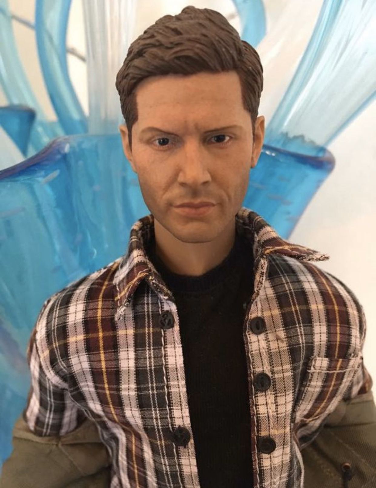 Dean Winchester Jensen Ackles Supernatural doll Hot Toys figure