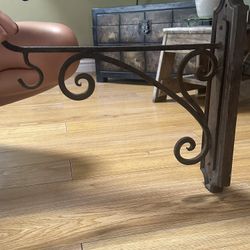 Rare Vintage Cast Iron sign/plant holder Farmhouse/primitive Decor found at an estate sale.