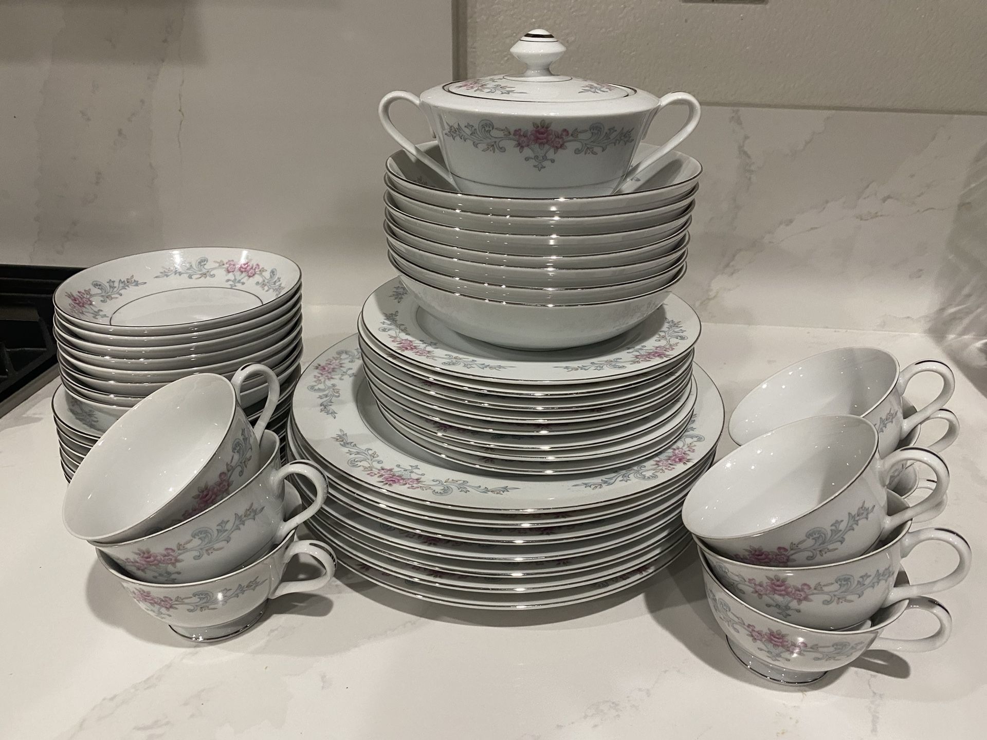 Harmony House Fine China Dish Set