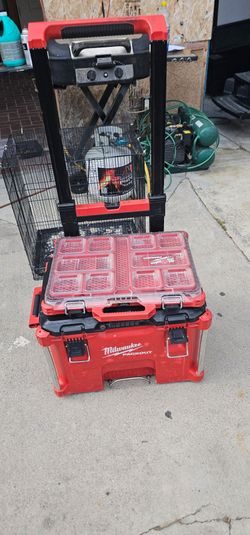 Milwaukee packout