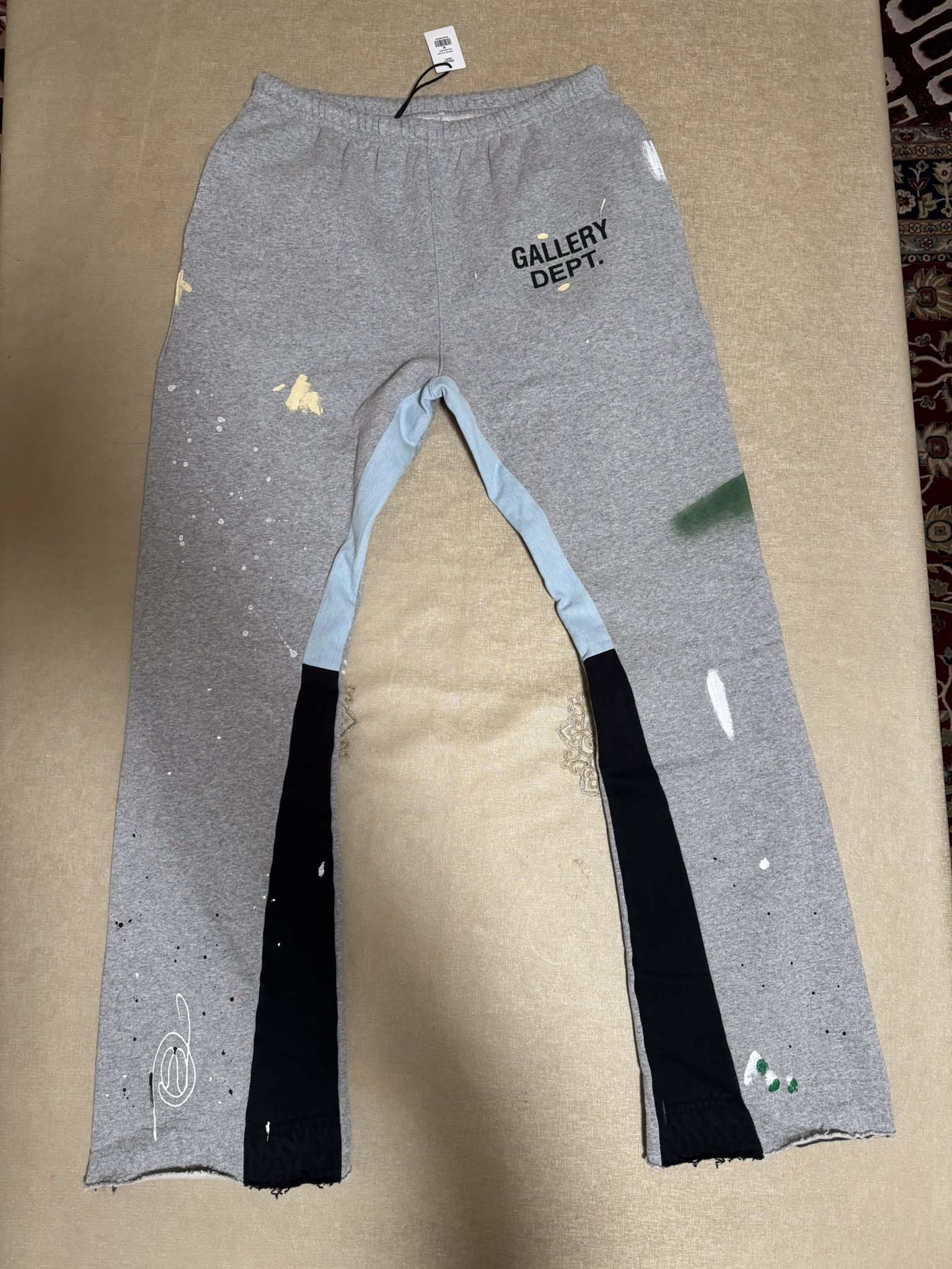 Gallery Dept Sweats Size M