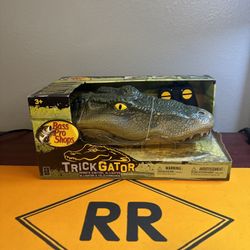 Bass Pro Shops Trick Gator NEW in box Remote Control Alligator Head/WO/Batteries