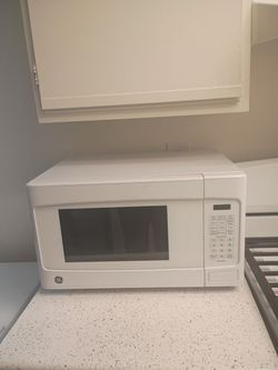 Average size microwave